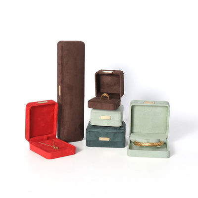 Großhandel Luxus-Schmuck-Box personalisierte High-End-Konnektur Armband Ohrringe Ring Schmuck-Set Verpackung handgefertigter Samt Schmuck-Box mit Logo