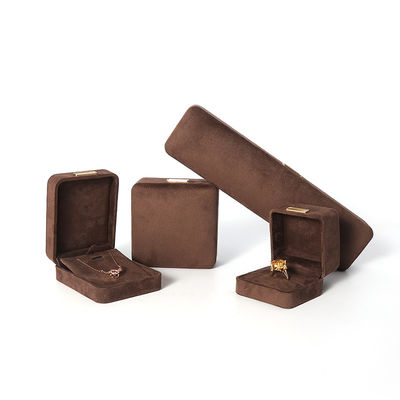 Großhandel Luxus-Schmuck-Box personalisierte High-End-Konnektur Armband Ohrringe Ring Schmuck-Set Verpackung Samtbraun Schmuck-Box mit Logo