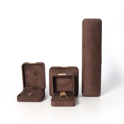 Großhandel Luxus-Schmuck-Box personalisierte High-End-Konnektur Armband Ohrringe Ring Schmuck-Set Verpackung Samtbraun Schmuck-Box mit Logo