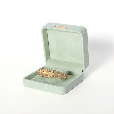 Großhandel Luxus-Schmuck-Box personalisiert High-End-Konnektur Armband Ohrringe Ring Schmuck-Set Verpackung Samt hellgrün Schmuck-Box mit Logo