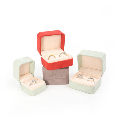 Großhandel High-End Schmuck Verpackung Ring Box Custom Logo Schmuck Verpackung Luxus Doppel Hochzeit Verlobung Samt Ring Box