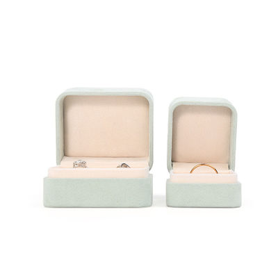 Großhandel Schmuck Verpackung Ring Box Custom Schmuck Verpackung Luxus Doppel Hochzeit Verlobung Grünes Samt Ring Box mit Logo
