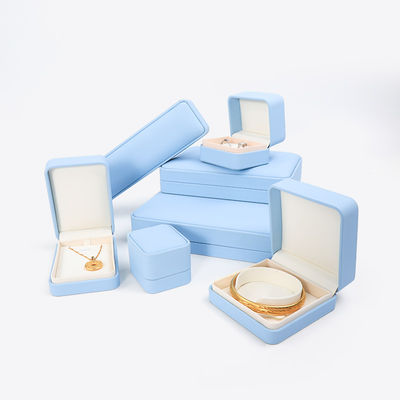 Lichtblaue Lederschmuckbox für große Schmuckstücke Halskette Armband Ohrringe Ring Verpackung