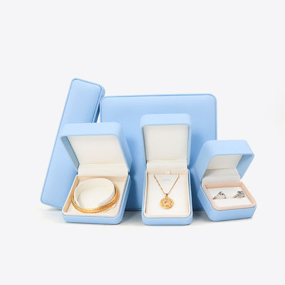 Lichtblaue Lederschmuckbox für große Schmuckstücke Halskette Armband Ohrringe Ring Verpackung