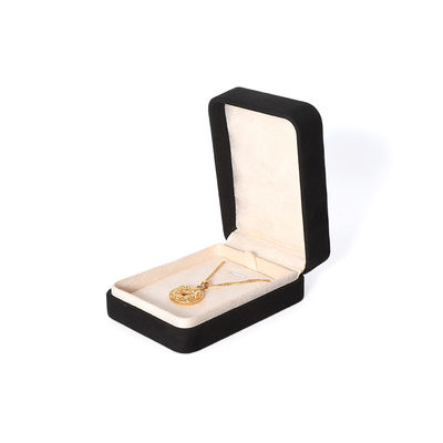 Hochwertiges großes Schmuckset Halskette Armband Ohrringe Ring Verpackung Handgefertigte quadratische Samt schwarze Schmuckschatulle mit Logo