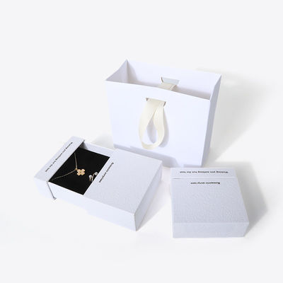 China Herstellung Großhandel hochwertige Halskette Ohrring Armband Ring Box Schmuckverpackung Personalisierte Benutzerdefinierte Umweltfreundliche Pappe Papier weiße Schublade Schmuckschatulle mit Logo