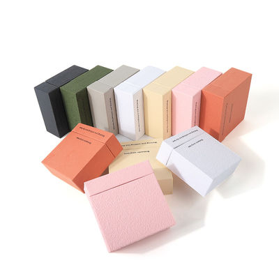 China Fertigung Großhandel hochwertige Halskette Ohrring Armband Ring Box Schmuck Verpackung Personalisierte Custom Eco Friendly Karton Papier Schublade Schmuckbox mit Logo