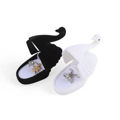 Personalisierte Premium-Samt-Schwan-Ringbox-Schmuckverpackung für Weihnachtsgeschenke