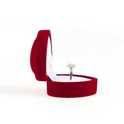 Anpassbares Hign Ende Herzform Samt roter Schmuck Ring Box für den Valentinstag