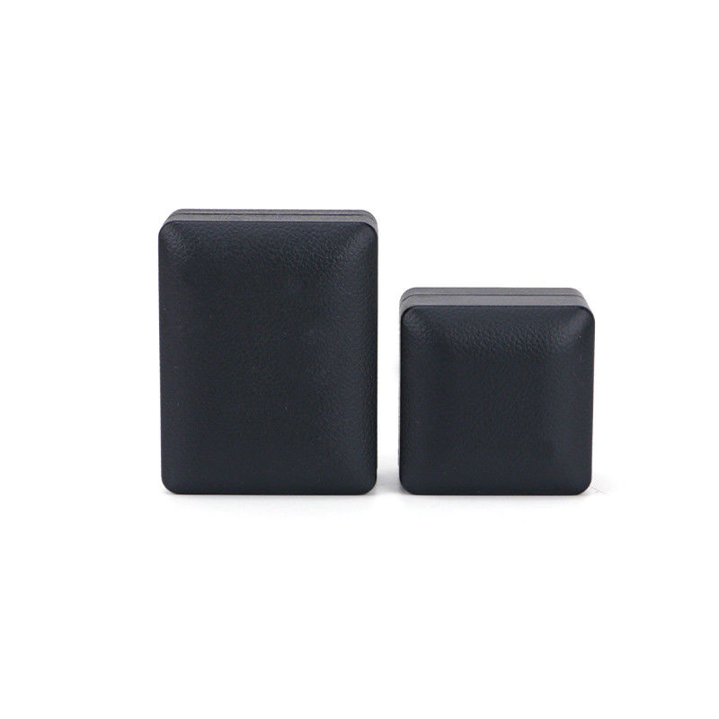 Hanhong Custom Ring Box mit leichten 6,5*6,5*4,5cm Größe Schwarzes Leder und Samtmaterial
