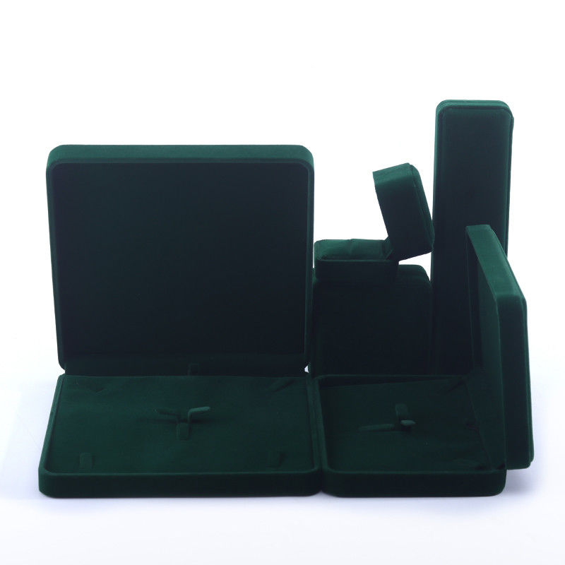 China Fertigung Großhandel High-End Handgefertigte Halskette Ring Box Schmuck Verpackung Custom Logo Luxus Quadrat Suede Samt Dunkelgrün Schmuck Box