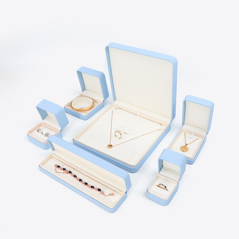 Lichtblaue Lederschmuckbox für große Schmuckstücke Halskette Armband Ohrringe Ring Verpackung