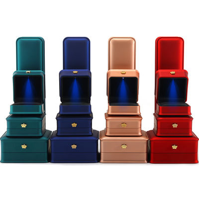 Mehrfarbiges LED-Armband Halskette Ringbox mit Plastik Samt Material von Hanhong