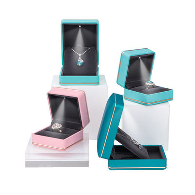 Custom Logo Silk Screen Druck Schmuck Aufbewahrungsbox mit Licht Hanhong Cyan Ring Box