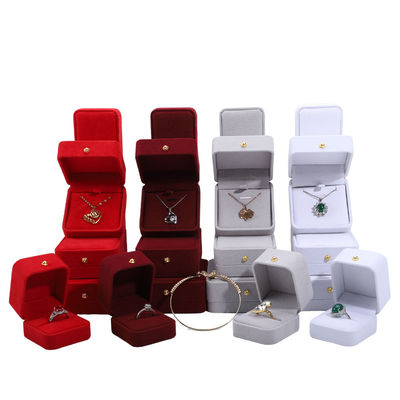 9*9*3.5cm Schmuckverpackungskiste in Samt Perfekt für Halskette Armband Ohrringe Ring