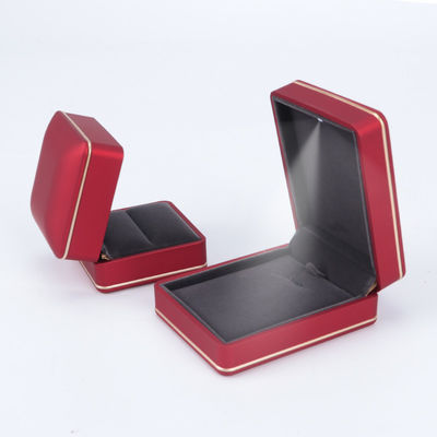 Kunststoff-Velvet-Schmuckschachteln Material mit Licht und Custom-Logo Silk Screen Printing