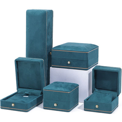 Großhandel Luxus-Schmuck-Box personalisierte hochwertige Halskette Armband Ohrringe Ring Schmuck-Set Verpackung Samtblau Schmuck-Box mit Logo