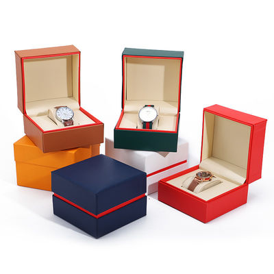 Soft Handy Stylische PU Lederuhr Verpackungskiste Roter Rand Aufbewahrungskasse zum Geschenk